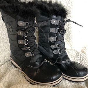 Black Winter Waterproof Boot by Sorel - wm sz 7